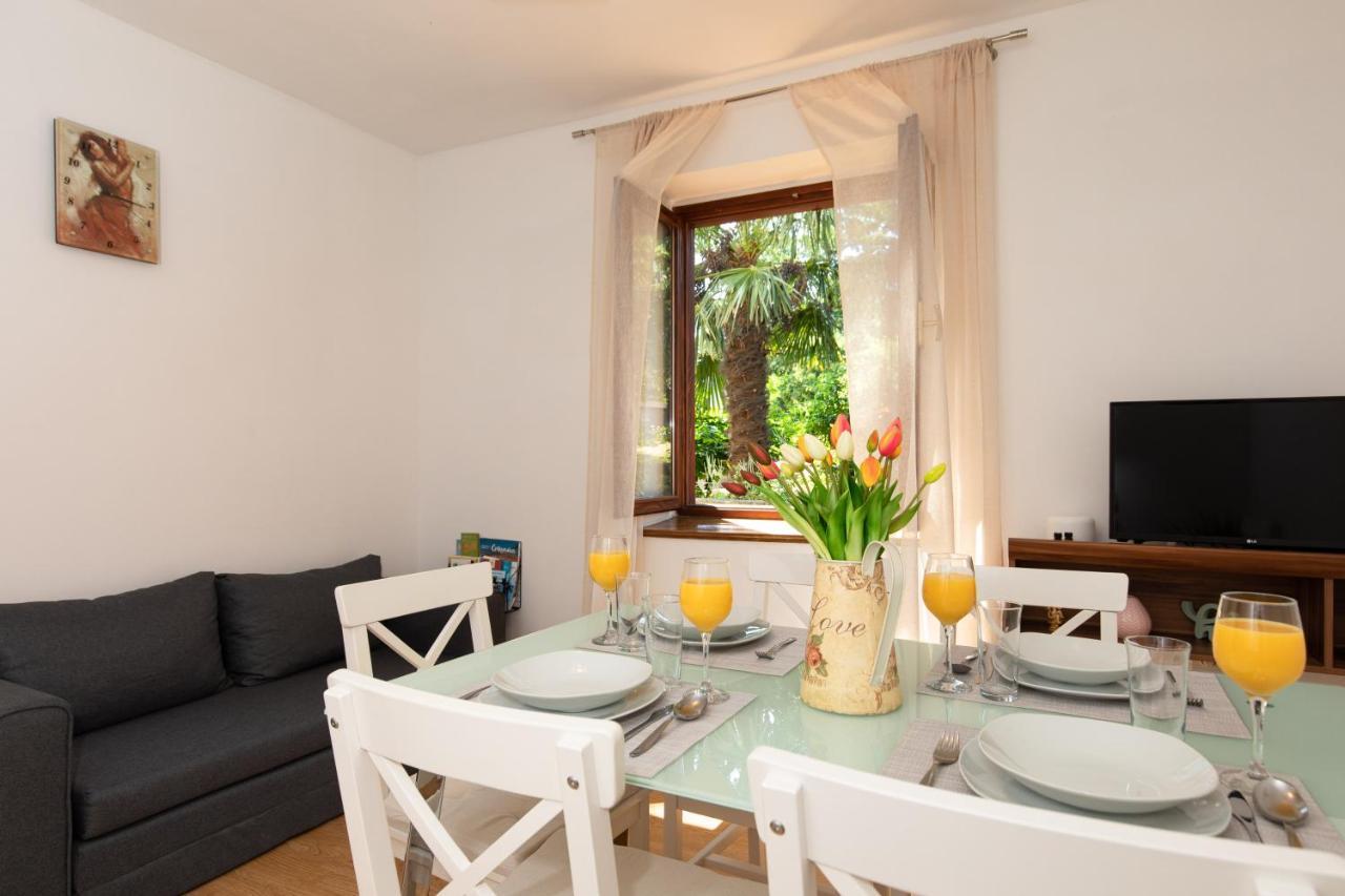 Apartment Lora Crikvenica Luaran gambar