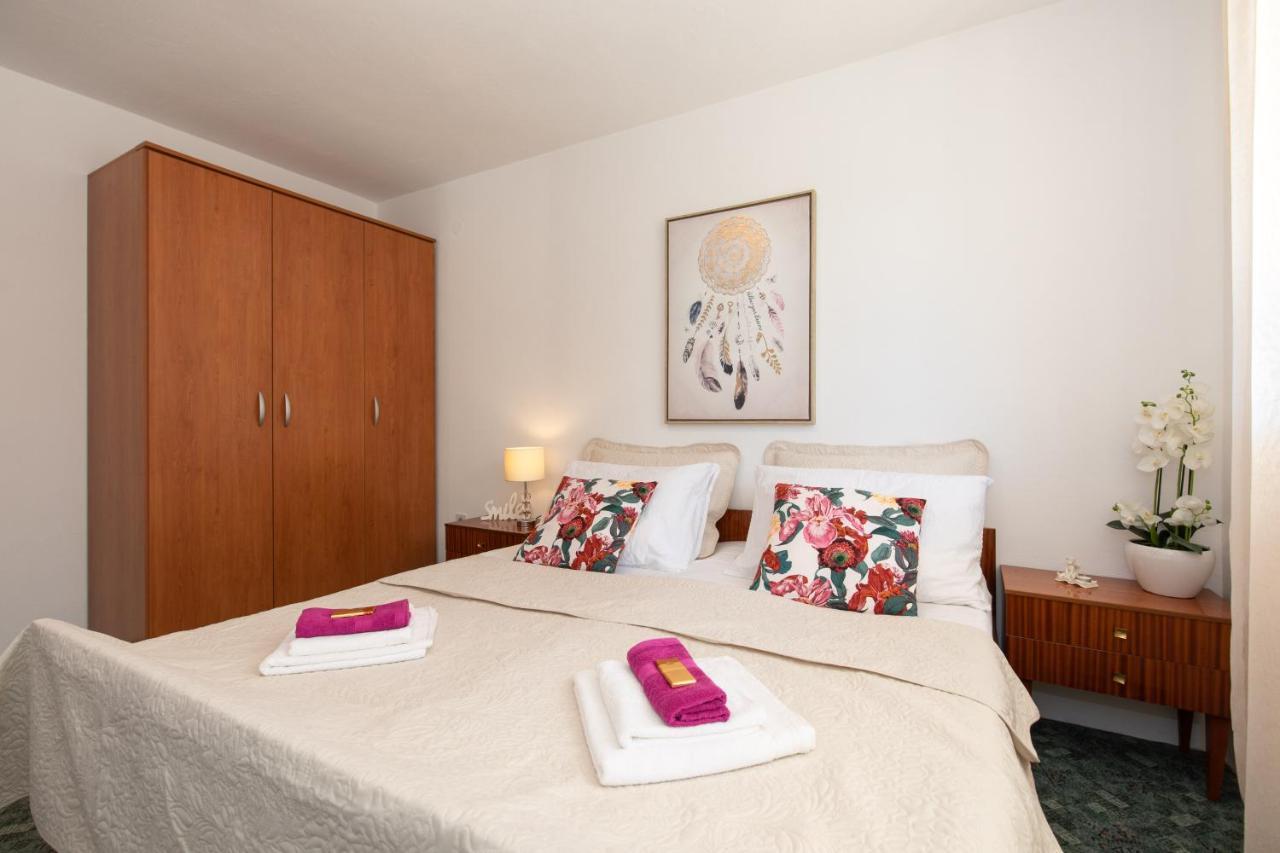 Apartment Lora Crikvenica Luaran gambar
